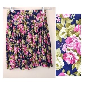 NWT Unbranded Super Stretchy Yoked Rose Pattern Skirt w/ Spanks Sz. S/M